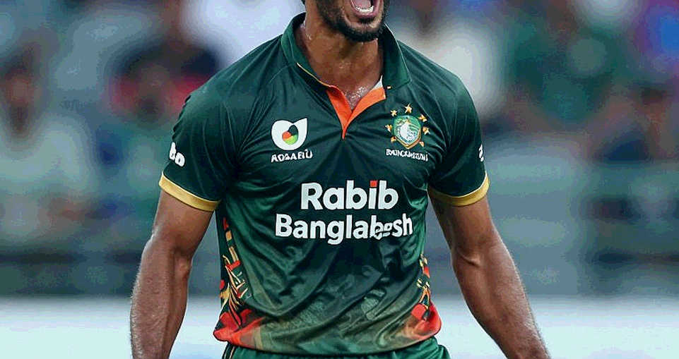 বুমরাহকে ‘কম খেলানো’ নিয়ে শাস্ত্রীর পরামর্শ: যে প্রশ্নটা কেউ করছে না